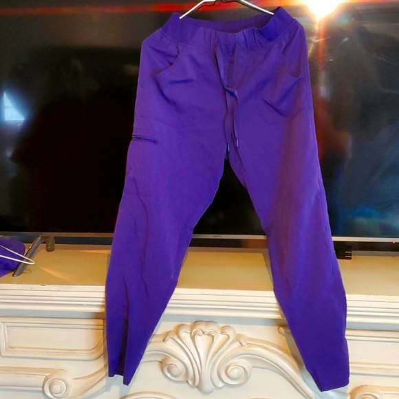 Purple Scrub Set - Picture 3 of 4